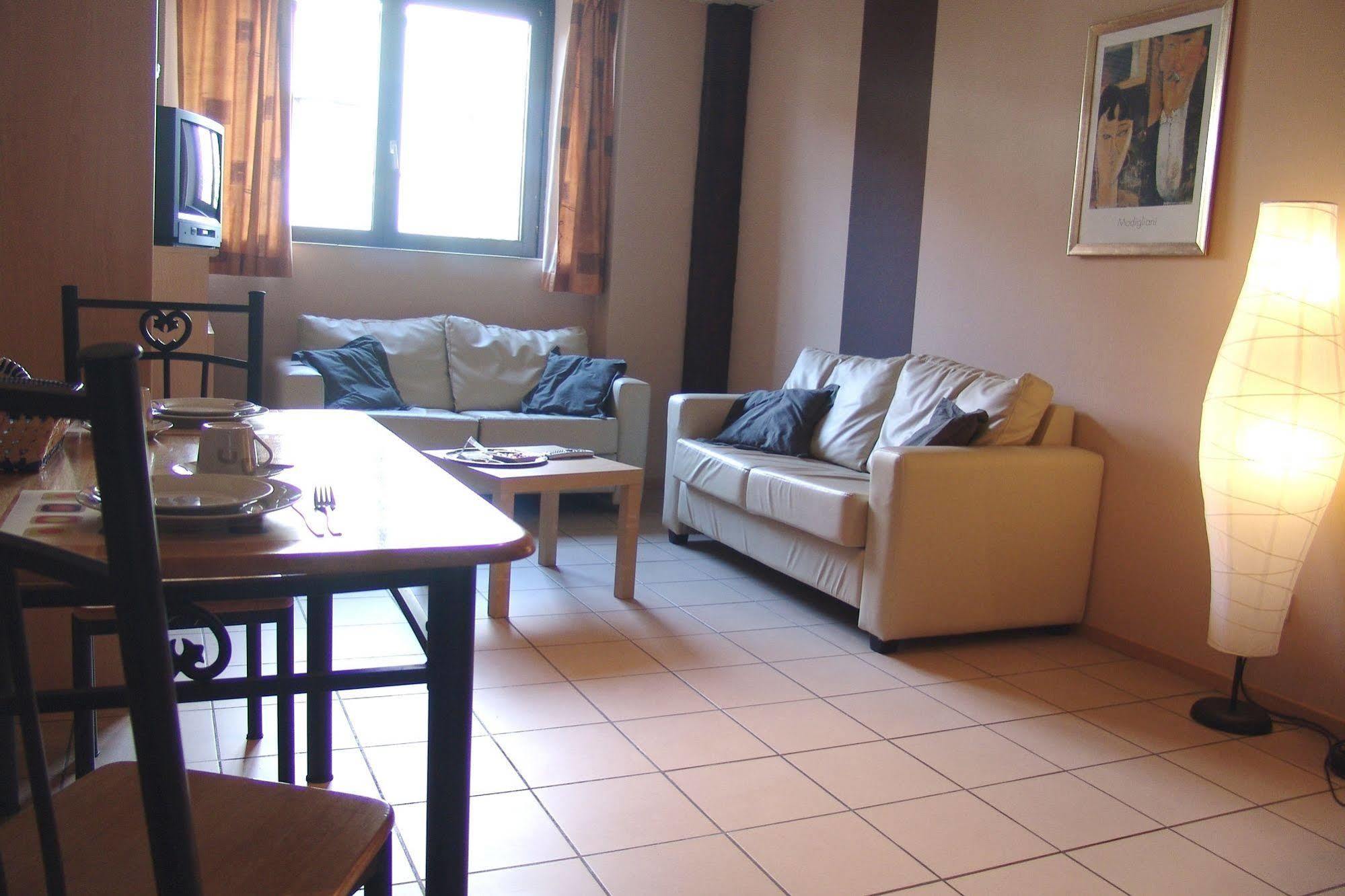 Condo Gardens Antwerpen Bagian luar foto